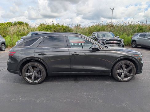 Used 2025 Genesis GV70 2.5T w/ Sport Prestige Package AWD/4WD image 8