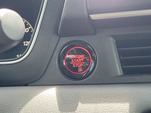 Certified 2023 Honda Pilot Touring image 30