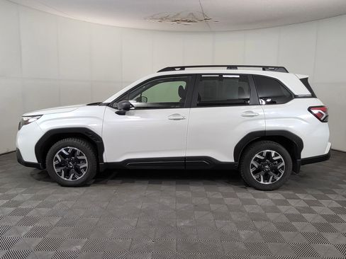 Certified 2025 Subaru Forester Premium image 4