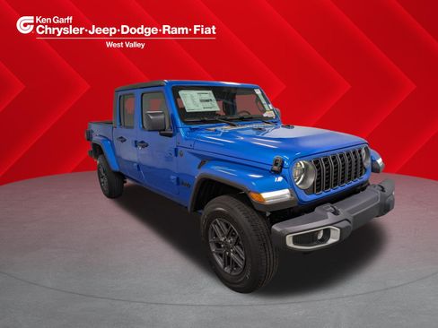 New 2026 Jeep Gladiator Sport AWD/4WD image 1