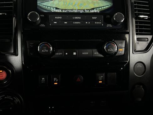 Used 2024 Nissan Titan PRO-4X w/ Pro-4x Utility Package image 20