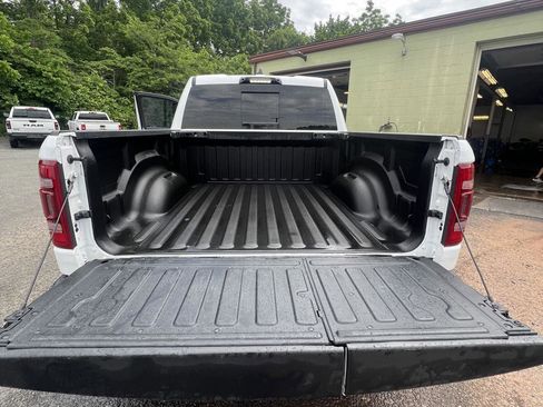 Used 2024 RAM 1500 Limited AWD/4WD image 15