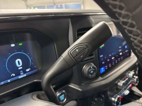 Used 2025 Ford F250 Lariat w/ Lariat Ultimate Package image 40