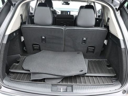 Used 2023 Acura MDX SH-AWD w/ Technology Package image 17