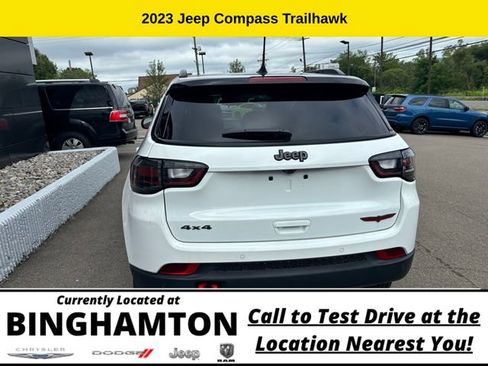 Used 2023 Jeep Compass Trailhawk w/ Trailhawk Elite Group AWD/4WD image 7