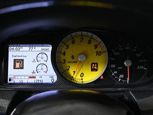 Used 2011 Ferrari 599 GTB Fiorano image 14