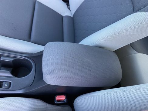 Used 2023 Toyota Corolla LE FWD image 40