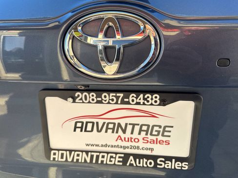 Used 2017 Toyota Highlander AWD V6 image 42