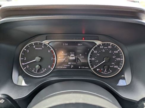 Certified 2023 Nissan Rogue SL w/ SL Premium Package FWD image 3