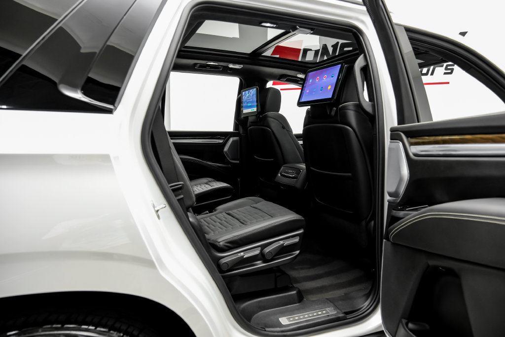 Used 2025 Cadillac Escalade Sport Platinum AWD/4WD image 53
