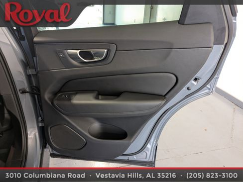 Certified 2024 Volvo XC60 B5 Plus w/ Protection Package Premier AWD/4WD image 9
