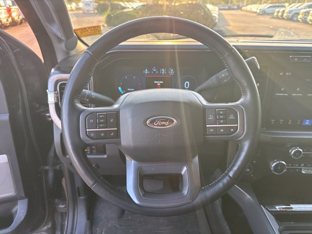 Used 2024 Ford F250 Lariat w/ Black Appearance Package AWD/4WD image 15