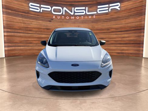 Used 2022 Ford Escape SE image 10