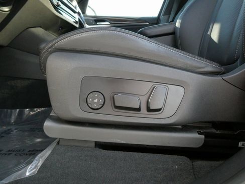 Used 2024 BMW X3 xDrive30i image 10