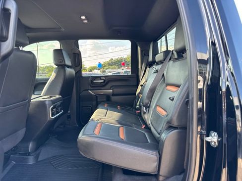 Used 2022 GMC Sierra 2500 AT4 w/ AT4 Premium Plus Package AWD/4WD image 24