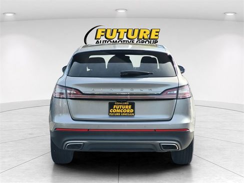 Certified 2021 Lincoln Nautilus Reserve image 5