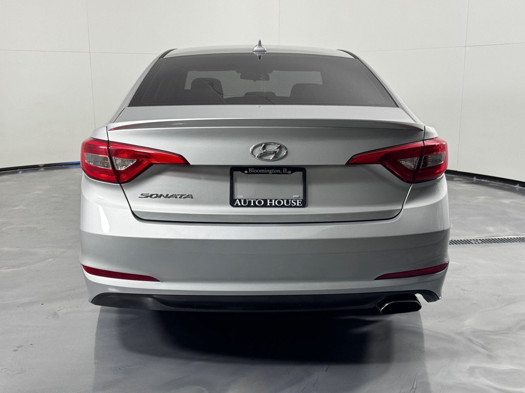 Used 2017 Hyundai Sonata SE FWD image 5