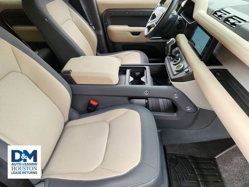Used 2023 Land Rover Defender 110 X-Dynamic SE image 21