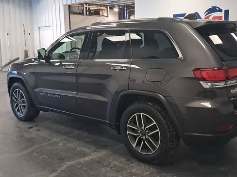 Used 2020 Jeep Grand Cherokee Limited w/ Luxury Group II image 19