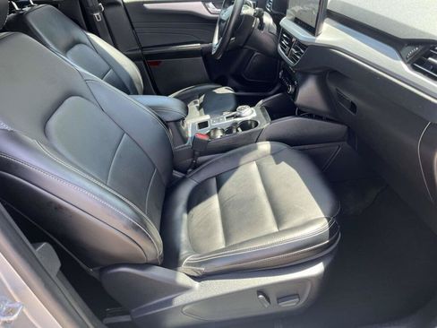 Used 2024 Ford Escape Platinum AWD/4WD image 22