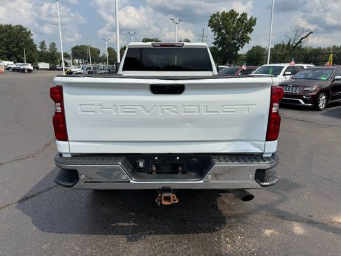 Used 2021 Chevrolet Silverado 2500 W/T w/ WT Convenience Package AWD/4WD image 4