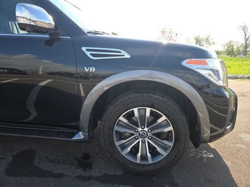 Used 2019 Nissan Armada SL w/ Premium Package AWD/4WD image 4