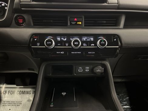 Used 2023 Honda Pilot EX-L image 23