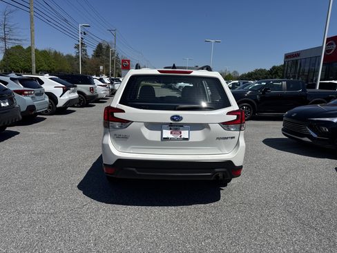 Used 2024 Subaru Forester image 22