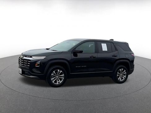 Used 2025 Chevrolet Equinox LT image 8