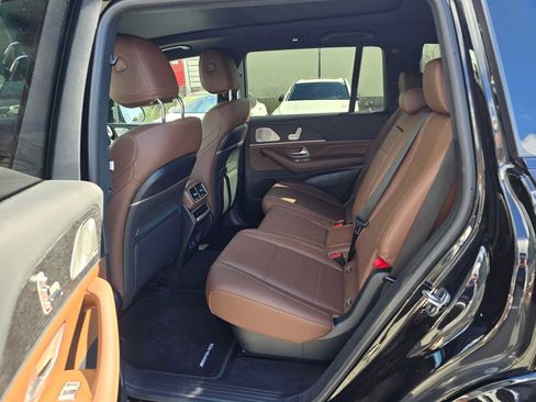 Used 2026 Mercedes-Benz GLS 450 4MATIC image 20