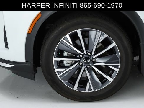 Certified 2026 INFINITI QX60 Luxe w/ Cargo Package AWD/4WD image 5