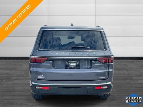 Certified 2022 Jeep Wagoneer Series II AWD/4WD image 5
