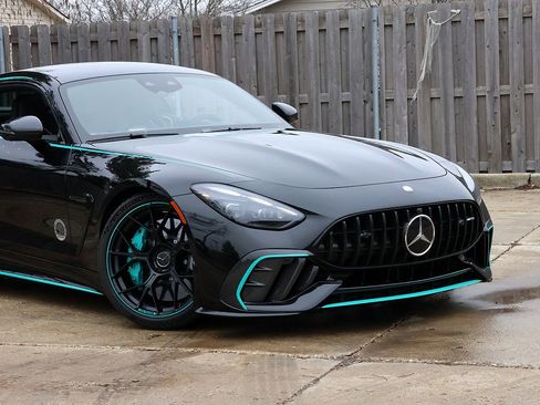 Used 2025 Mercedes-Benz AMG GT 63 image 8