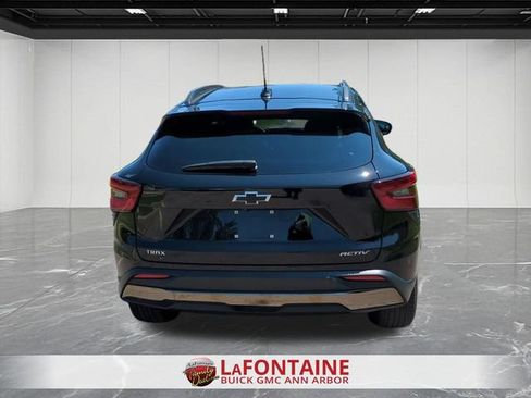 Used 2024 Chevrolet Trax ACTIV w/ Driver Confidence Package FWD image 8