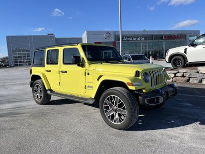 Used 2023 Jeep Wrangler Unlimited Sahara w/ Cold Weather Group