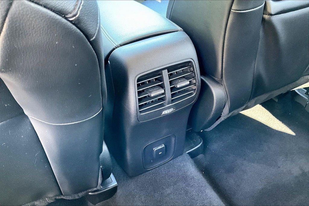 Used 2020 Ford Escape SEL AWD/4WD image 12