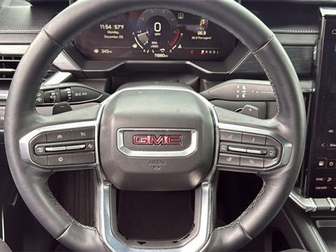 Certified 2025 GMC Acadia Elevation image 15