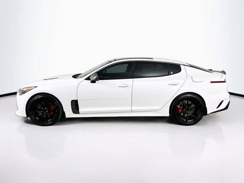 Used 2019 Kia Stinger GT1 RWD image 3