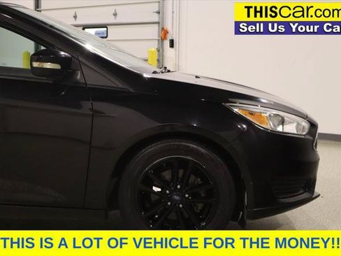 Used 2015 Ford Focus SE FWD image 11