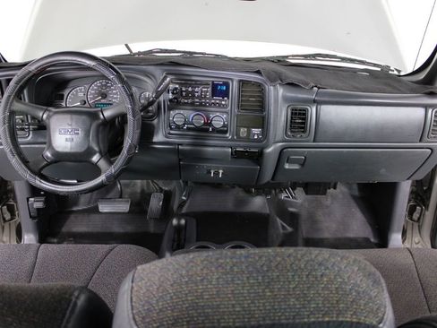 Used 2002 GMC Sierra 1500 4x4 Extended Cab image 19
