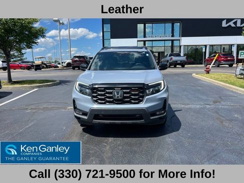 Used 2022 Honda Passport TrailSport image 2