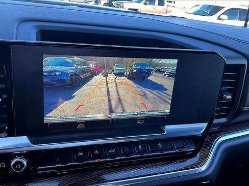 Used 2023 GMC Sierra 1500 Elevation w/ X31 Off-Road Package image 10