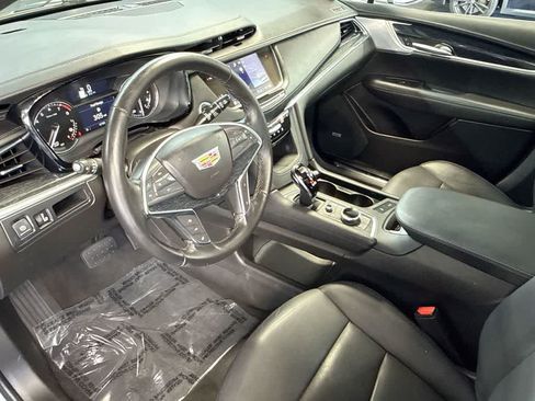 Used 2024 Cadillac XT5 Premium Luxury AWD/4WD image 13