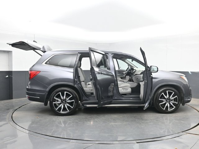 Used 2019 Honda Pilot Touring image 55