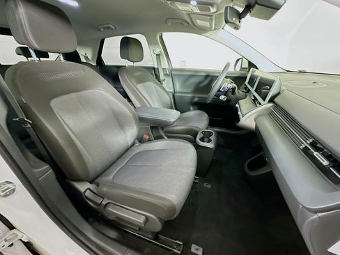 Used 2024 Hyundai Ioniq 5 SEL RWD image 31