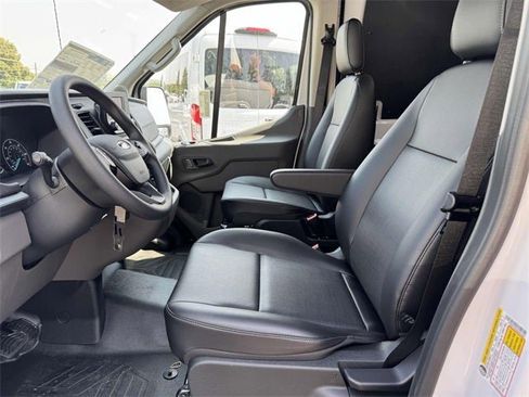 New 2025 Ford Transit 250 148 Medium Roof w/ Load Area Protection Package image 9