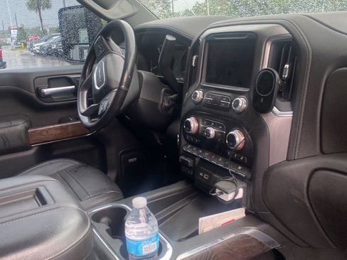 Used 2020 GMC Sierra 3500 Denali w/ Denali Ultimate Package image 7