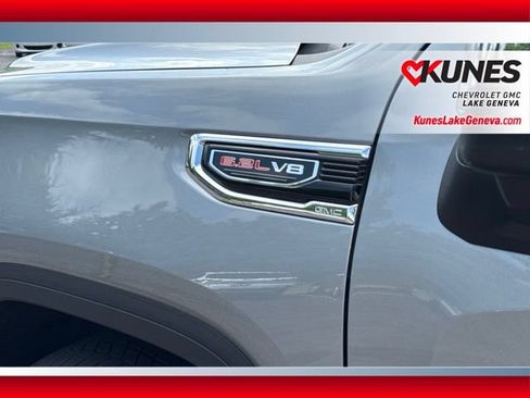 Used 2024 GMC Sierra 1500 Denali w/ Denali Reserve Package AWD/4WD image 9