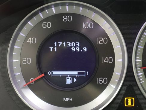 Used 2013 Volvo S60 T5 AWD/4WD image 36