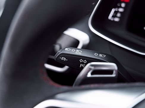 Used 2025 Audi RS 6 performance AWD/4WD image 87